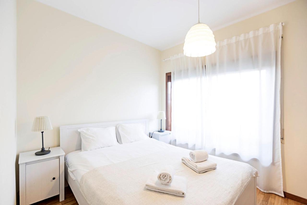 Spacious 2Br Flat In Gaia By Lovelystay Vila Nova de Gaia Eksteriør bilde